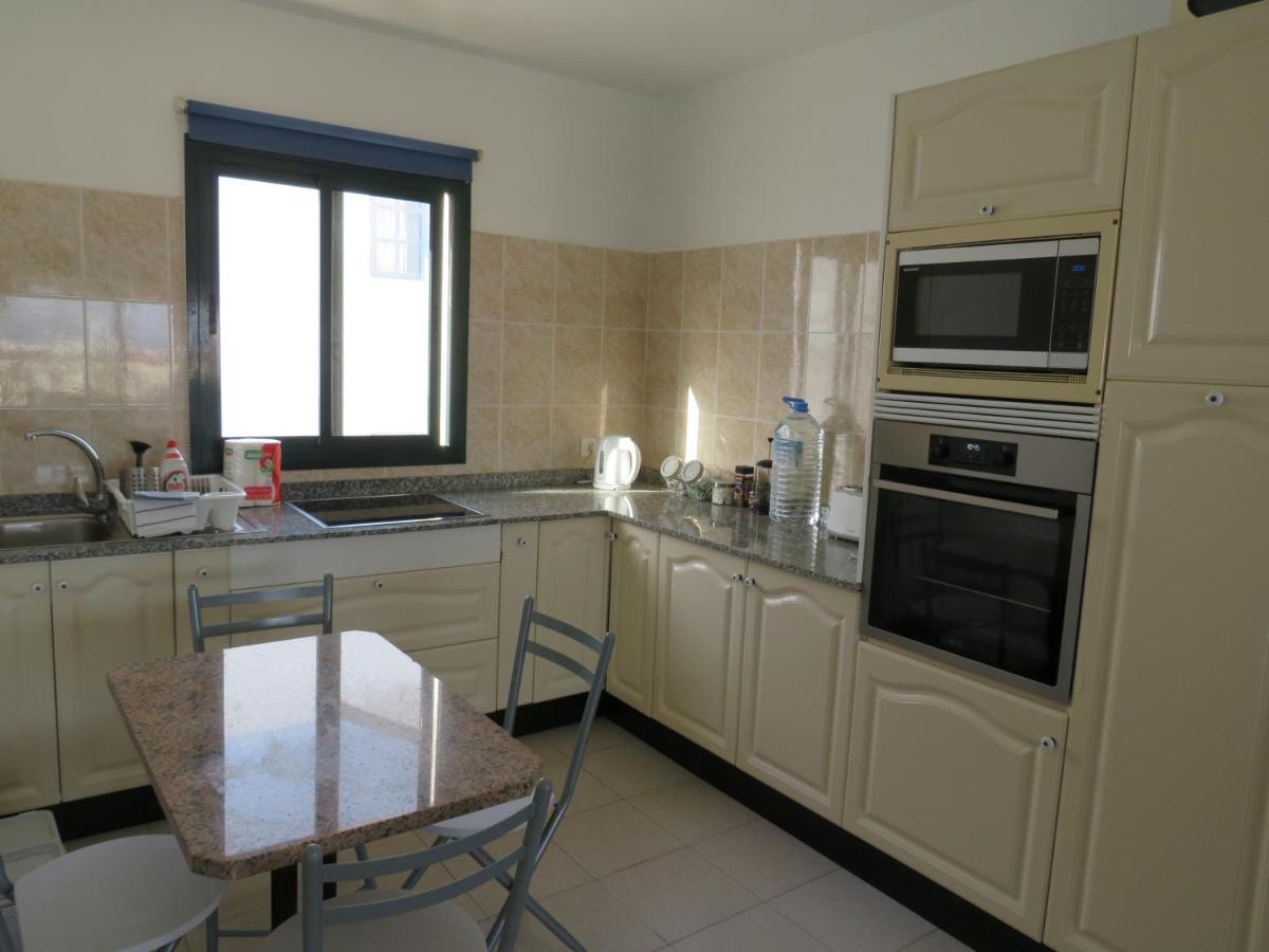 Lidl Bright Central Two Bed Apartment Pdc Puerto del Carmen  Exterior foto